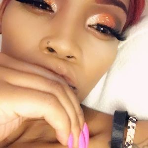 Meet your Posher, Juwanna